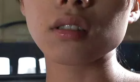 نوک اینستاگرام سکس جدید سینه شرقی دیک را بلع می کند